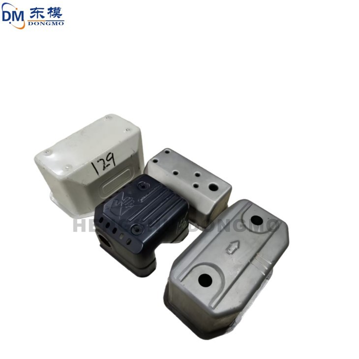 Fabrication de boîtiers de pièces embouties en acier inoxydable